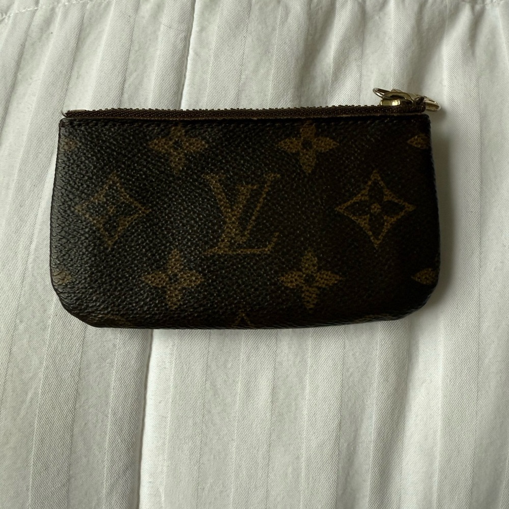 Louis Vuitton Monogram key Pouch